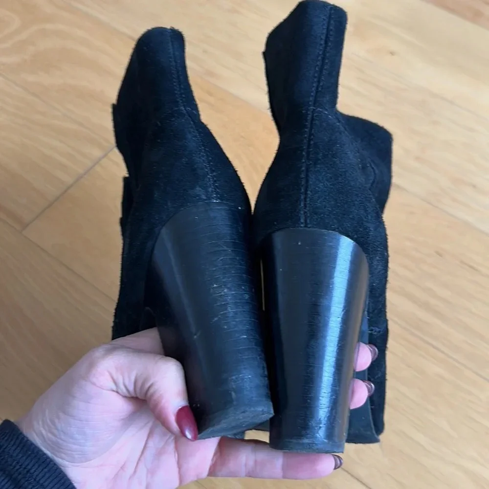 Vince Camuto suede heels boots